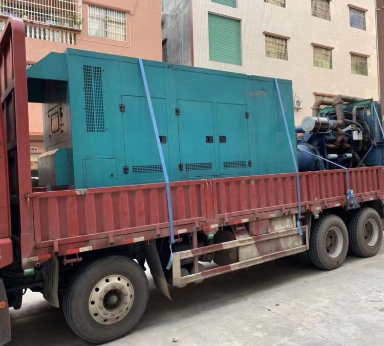 炉霍如何在不同负载率下确保 400KW 柴油发电机组的正常运行？