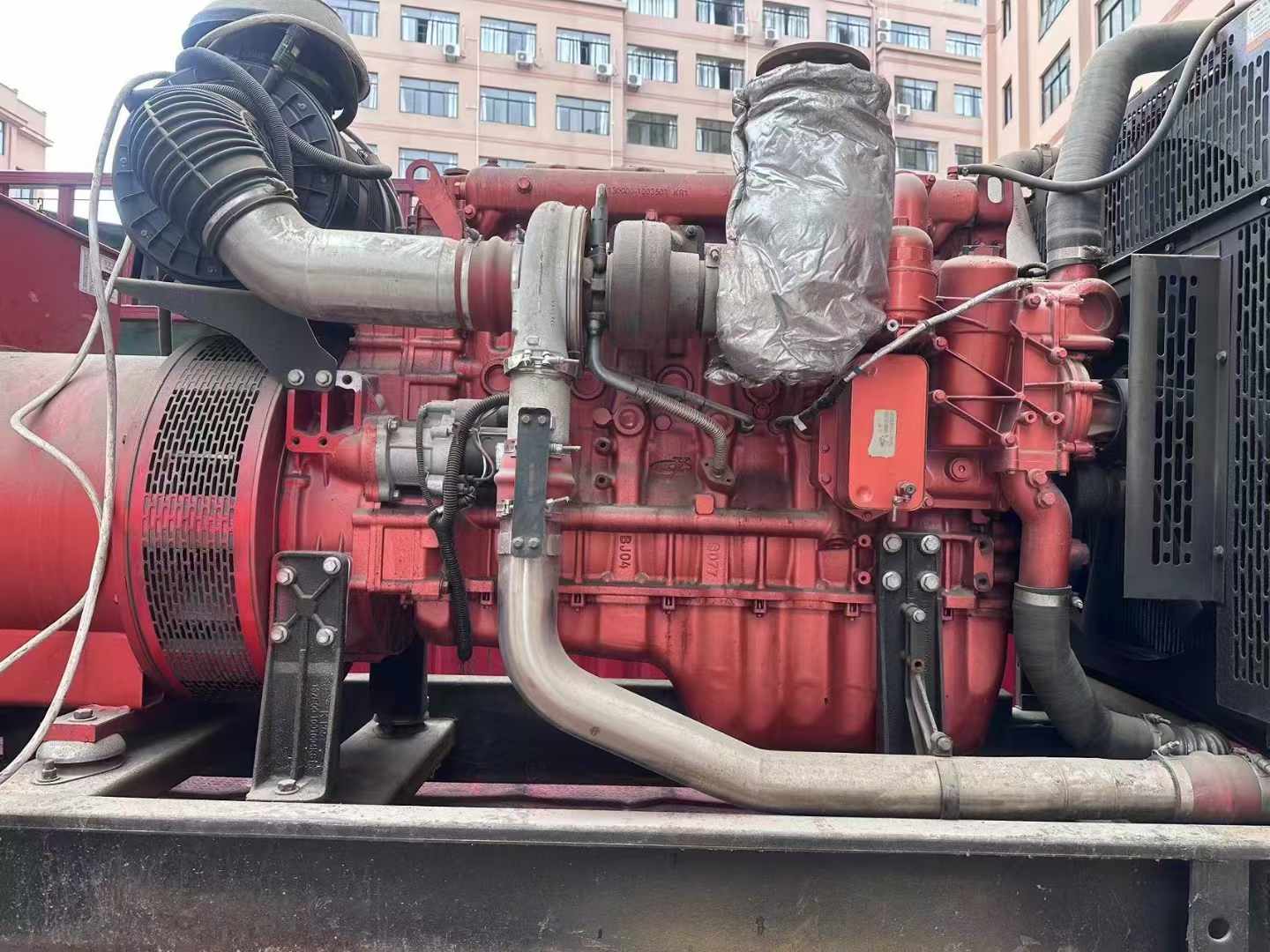 炉霍如何选择适合 600kW 柴油发电机组的过载保护器？